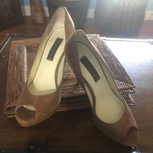 Camel Color Leather Steve Madden Platform Pumps
